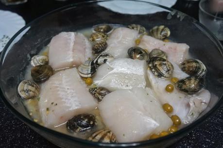 Merluza en salsa al microondas Merluza en salsa al microondas