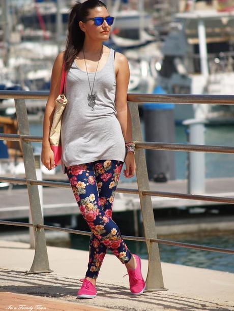 FLOWERED LEGGINGS
