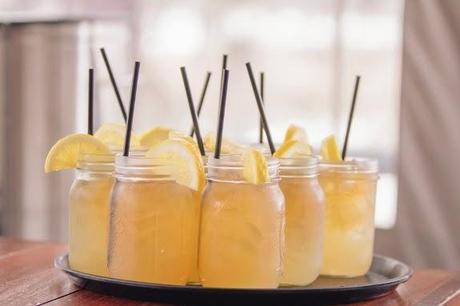 Bodas en verano: ¡Pon una barra libre de limonada !