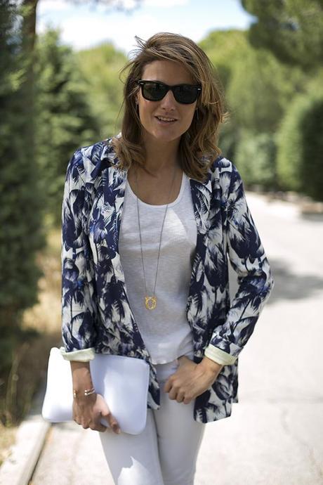 OUTFITS, river island, asos, dime que me quieres, pulseras colours, elena estaun, rayban, maje, ripped jeans, bimba y lola,  palms print, tropical print, cristina banco, guiadeestilo, guia de estilo blog, spanish fashion blogger