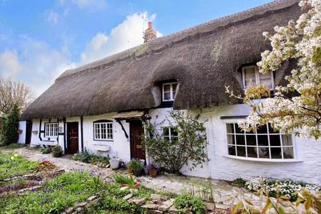 Pequena Casa Rustica en Offenham / Small Rustic House in Offenham