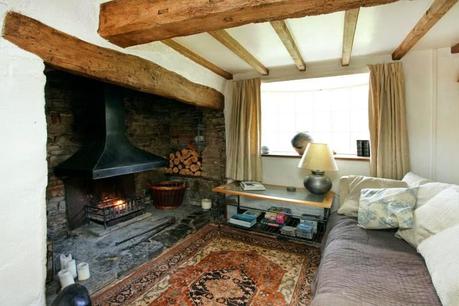 Pequena Casa Rustica en Offenham / Small Rustic House in Offenham