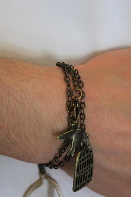 Image and video hosting by TinyPic