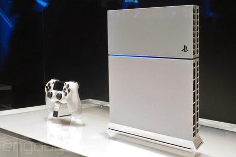 PlayStation 4 Blanca