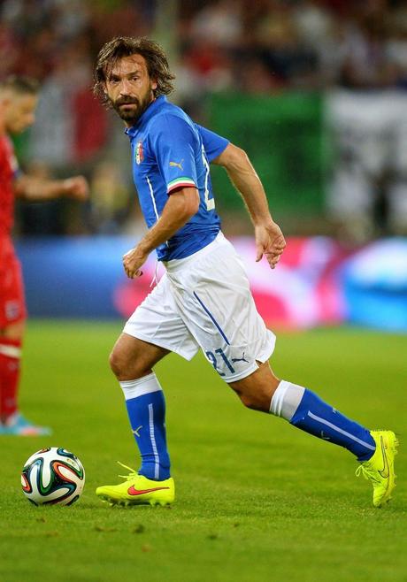 Pirlo renueva dos años más con la Juventus