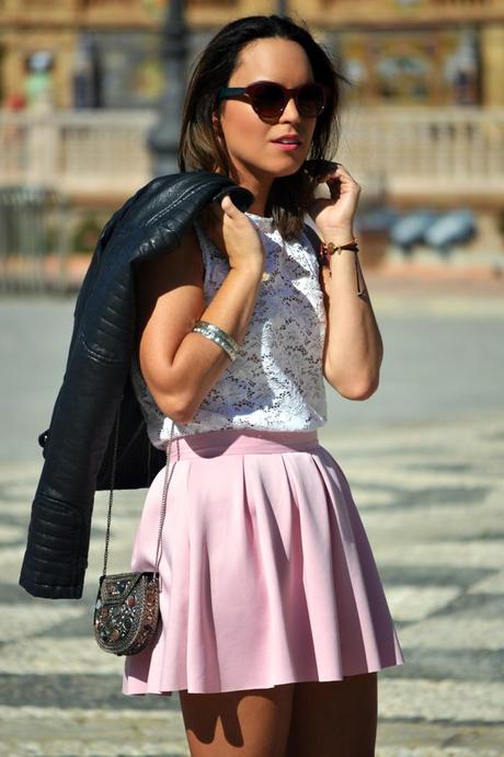 Outfit | Lace top & pink skirt