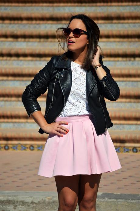 Outfit | Lace top & pink skirt