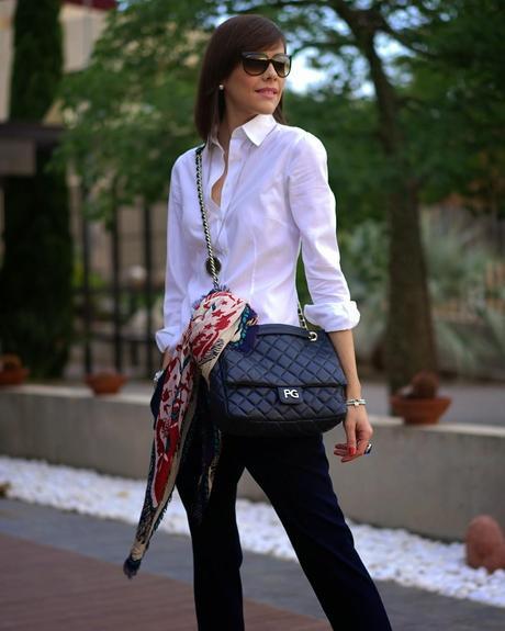 Pantalón capri + Camisa blanca