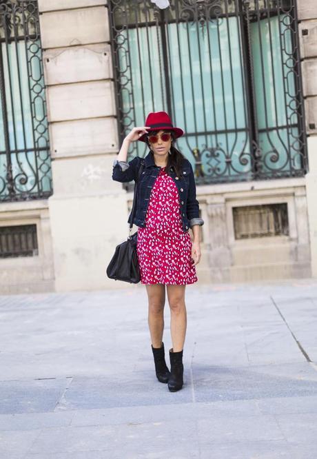 street style barbara crespo red pencil dress hat fashion blogger outfit blog de moda