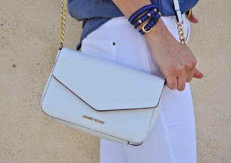 BLANCO Y AZUL BLANCO Y AZUL