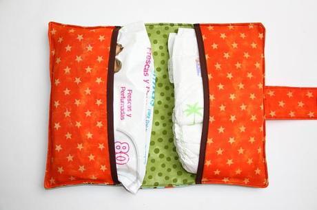 Mei tai con funda de pañales a juego Funda pañales y toallitas