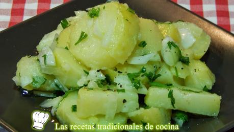 Papas aliñas o patatas aliñadas
