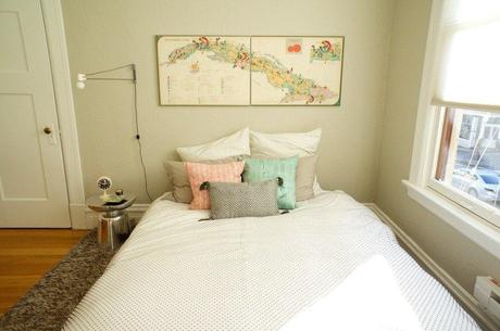 LA SENCILLEZ DE UN DORMITORIO EN TONOS PASTEL