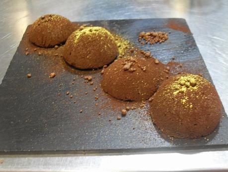 Marquise de chocolate y  frutas rojas