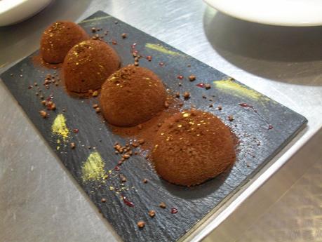 Marquise de chocolate y  frutas rojas