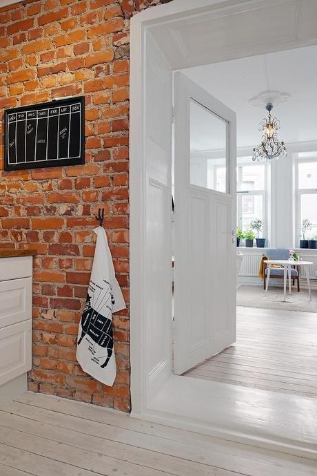 Mezclando epocas en decoracion. Sin reglas establecidas en este apartamento nordico. Mezclando epocas en decoracion. Sin reglas establecidas en este apartamento nordico.