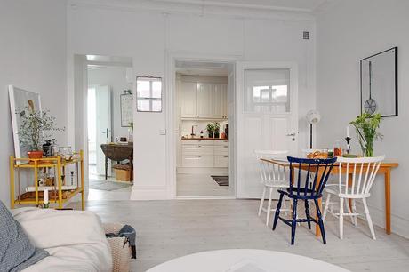 Mezclando epocas en decoracion. Sin reglas establecidas en este apartamento nordico. Mezclando epocas en decoracion. Sin reglas establecidas en este apartamento nordico.