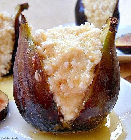 Brevas rellenas de requesón con miel