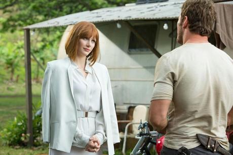 Ni un p*** dinosaurio en las nuevas imágenes oficiales de 'Jurassic World'