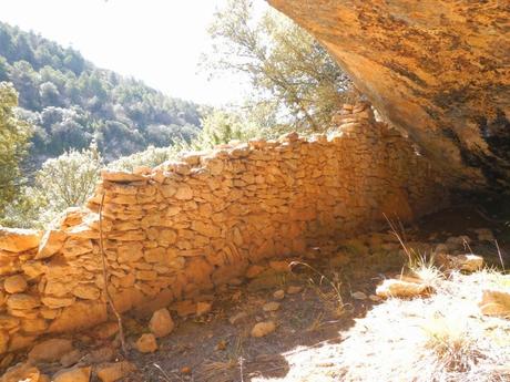Cova del Parral. En la serra del Montsant (Tarragona)