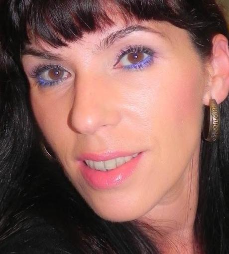 Paleta Golden Rose: Look con rosas