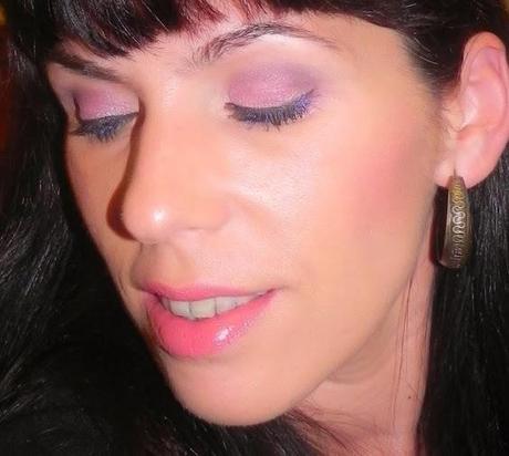 Paleta Golden Rose: Look con rosas