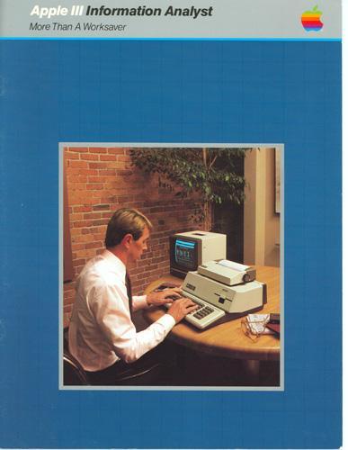 Alucinante colección de folletos de empresas de computación entre los años 1950 y 1980 apple-1980