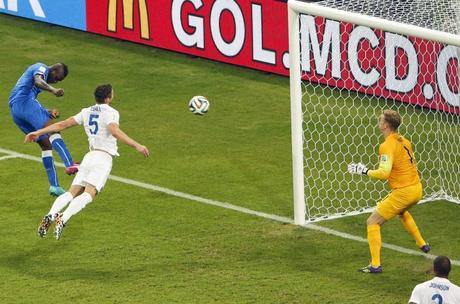 Italia vence a Inglaterra