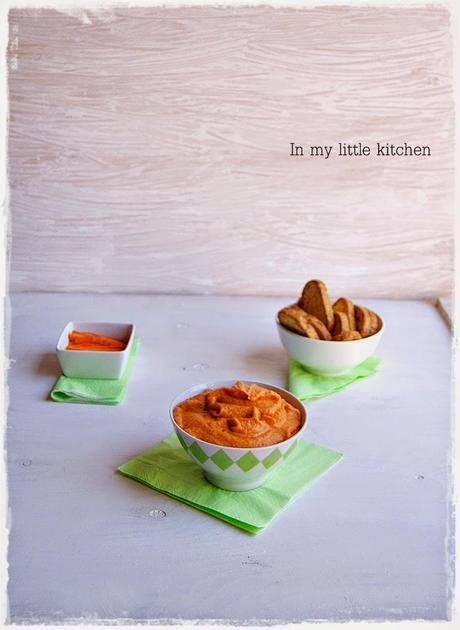 Hummus de pimientos asados