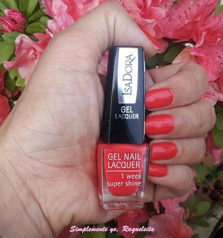 Gel Nail Lacquer de IsaDora, Uñas Intactas Durante Una Semana y con un Brillo Increíble Gel Nail Lacquer de IsaDora, Uñas Intactas Durante Una Semana y con un Brillo Increíble
