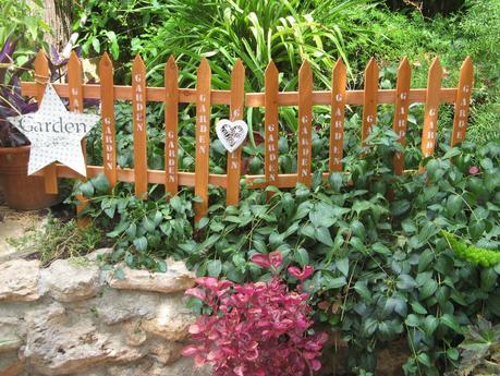 Desayuno veraniego en el jardín
