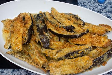 Berenjenas en rebozado de queso a la miel al horno