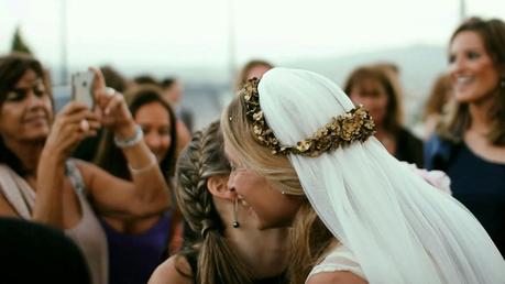 Looking for a headdress