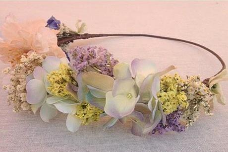 Looking for a headdress