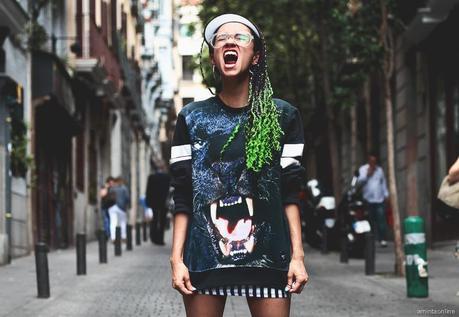 Panther Breaking Rocks breakingRocks-amintaonline-sweater-panther-1