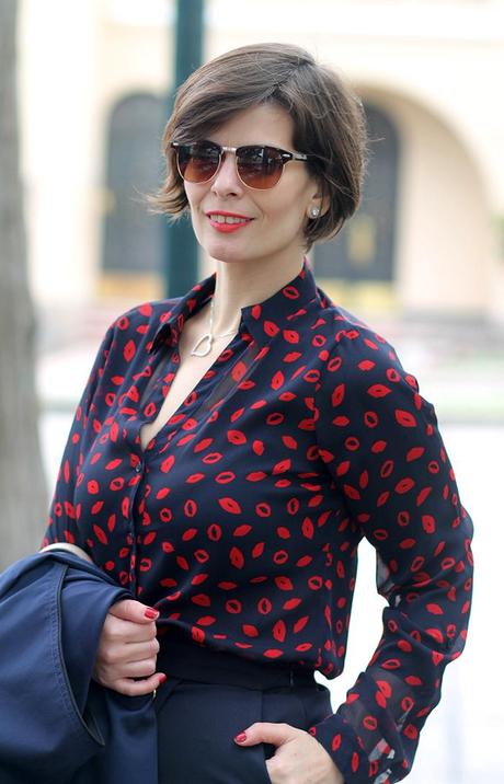 Mis Looks - De azul y rojo