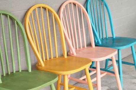 Sillas pintadas con chalky paint Americana Decor Chalky Finish