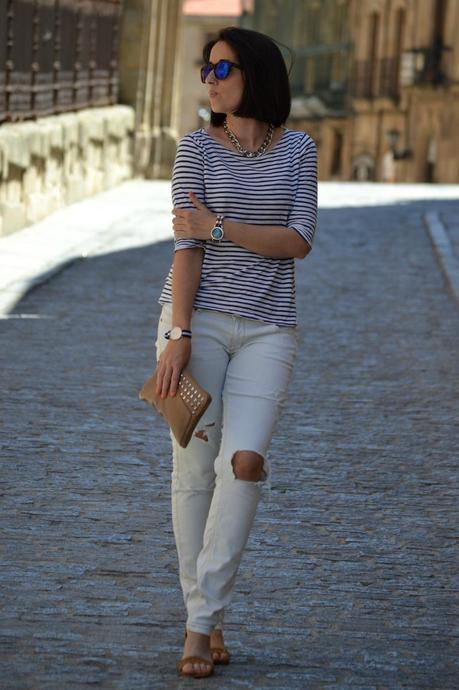 Ripped Jeans + stripes