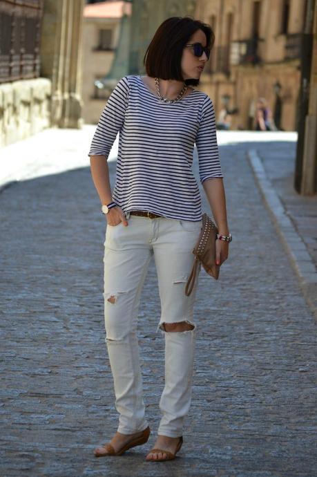 Ripped Jeans + stripes