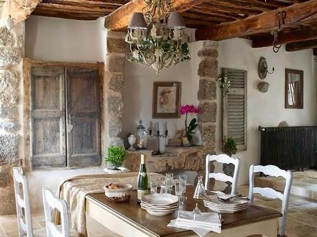 Casa Rustica en Languedoc / Rustic House in Languedoc