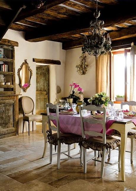 Casa Rustica en Languedoc / Rustic House in Languedoc