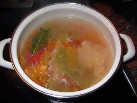 PASTA CON SALSA DE CHAMPIÑONES