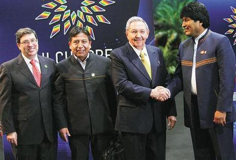 Cumbre G 77+ China en La Paz, champagne comunista?