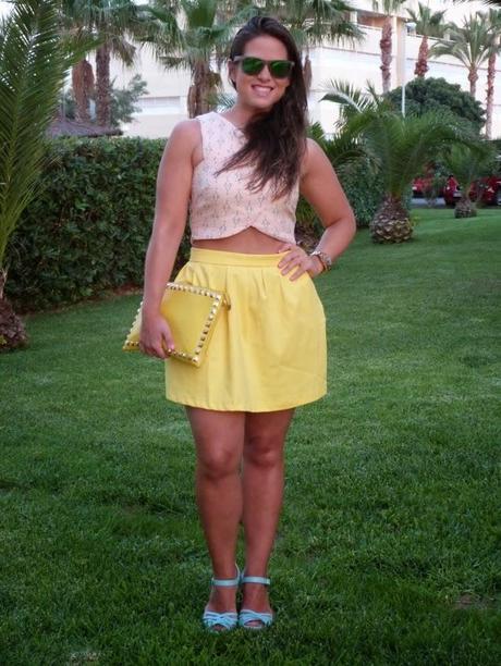 ¡Nuevo look! Cropped Top y gafas Polaroid ¡Nuevo look! Cropped Top y gafas Polaroid