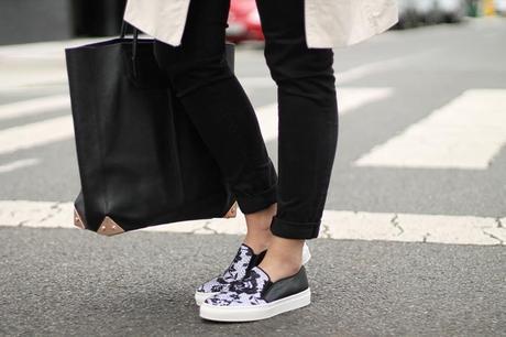 LACE SLIP ON IMG_2586