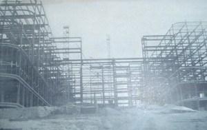 El Sanatorio Topes de Collante durante su construcción.