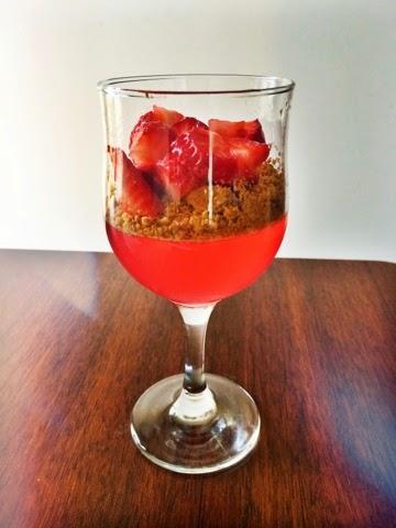 RECETA. Cremoso de mascarpone con fresas y cerezas