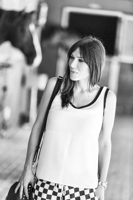 street style barbara crespo fashion blogger outfit blog de moda horses zara 