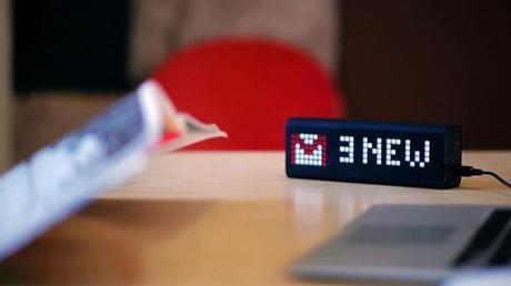 LaMetric :: pantalla de píxel con notificaciones por RSS