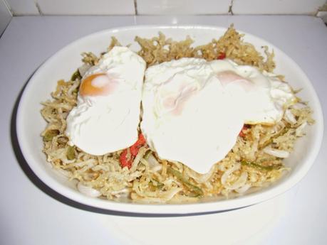 Chanquetes con huevos rotos